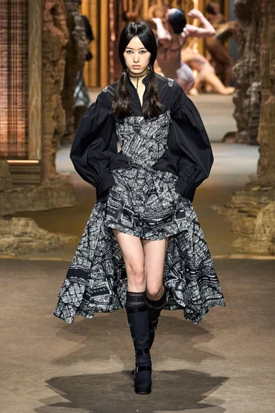 Look 6